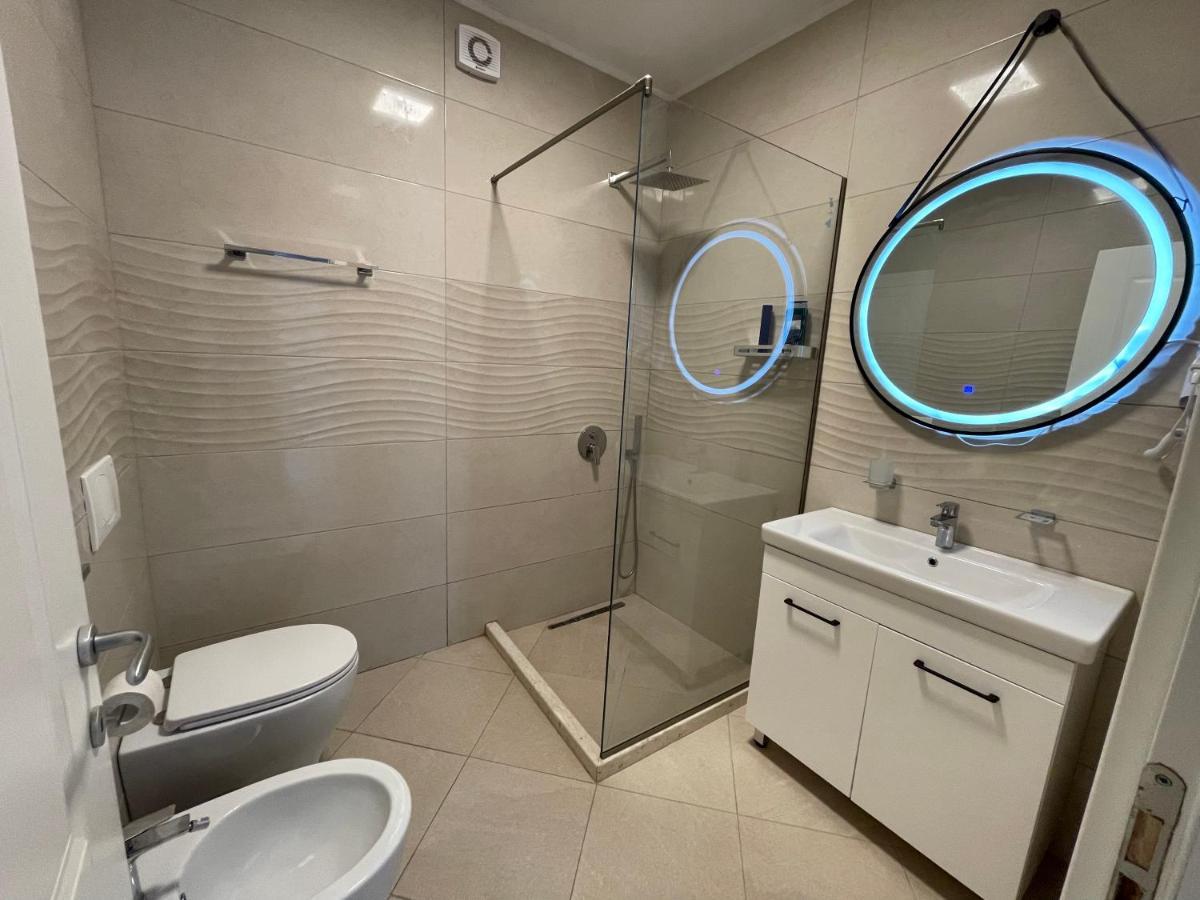 Peak Apartment Modern Durres City Centre #2 מראה חיצוני תמונה
